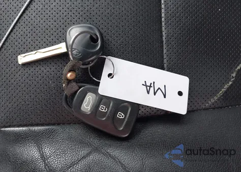 2011 Hyundai Elantra Touring Se z USA, uszkodzony, nr VIN KMHDC8AE1BU097198